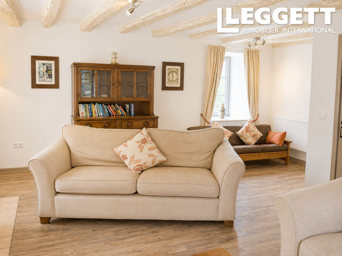 Image No.9-4 Bed House for sale