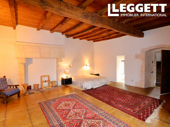 Image No.10-Châteaux de 3 chambres à vendre à Charente