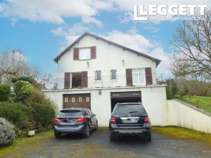 Image No.2-4 Bed House for sale