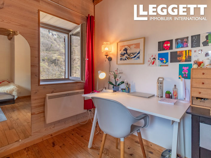 Image No.4-4 Bed House for sale