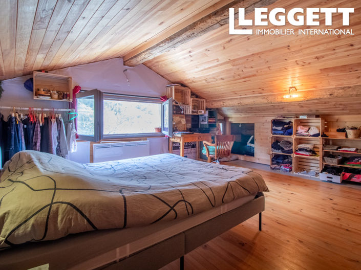 Image No.7-4 Bed House for sale