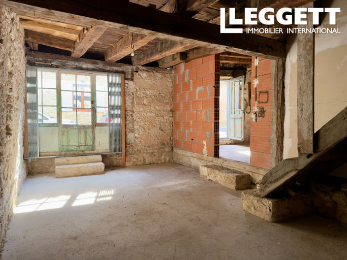 Image No.2-4 Bed House for sale