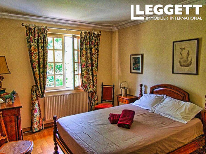 Image No.9-5 Bed House for sale