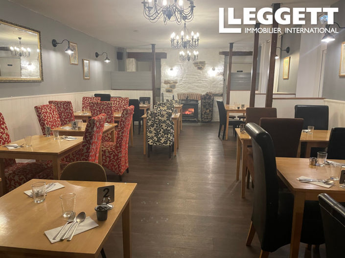 Image No.6-6 Bed Commercial for sale