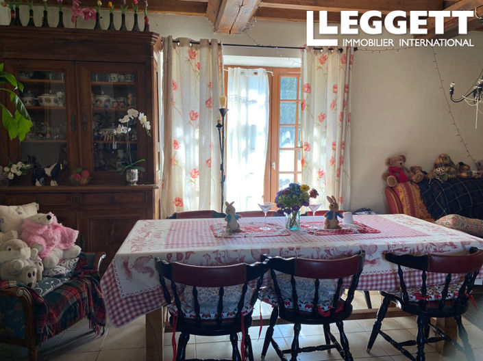 Image No.6-7 Bed House for sale