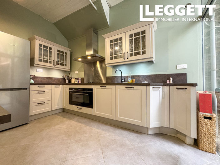 Image No.6-4 Bed House for sale