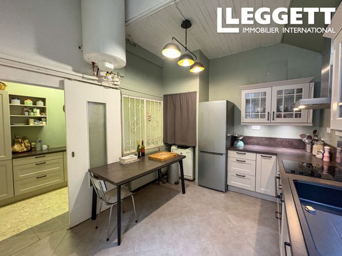 Image No.7-4 Bed House for sale