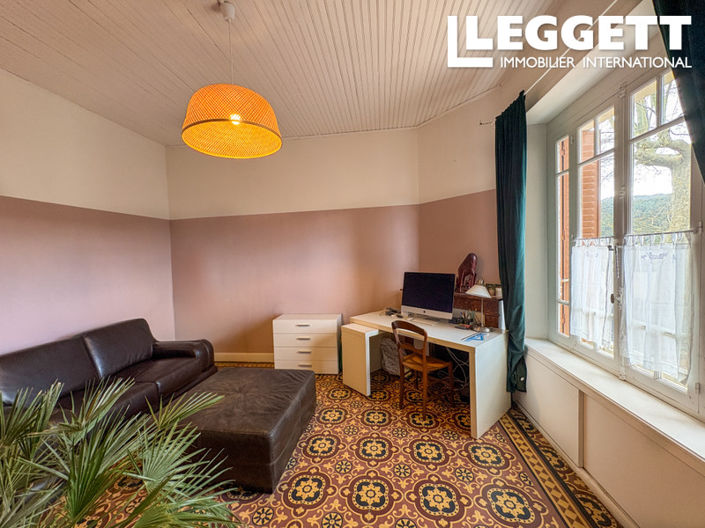 Image No.9-4 Bed House for sale