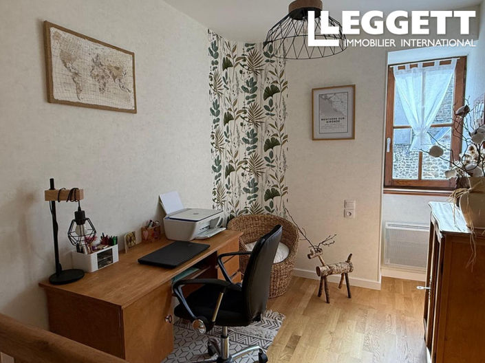 Image No.5-Maison de 3 chambres à vendre à Lassay-les-Châteaux