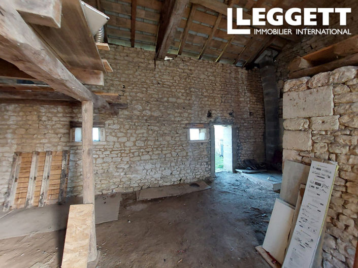 Image No.10-2 Bed House for sale