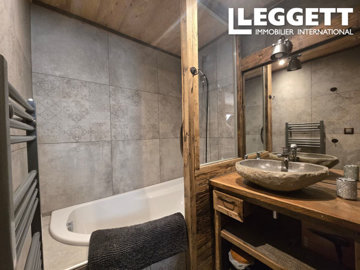 ahr0chm6ly9jzg4uagvzdglhlmltbw8vaw1hz2uvvevom