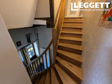 ahr0chm6ly9jzg4uagvzdglhlmltbw8vaw1hz2uvvevom