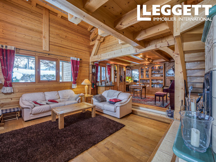 Image No.2-9 Bed House for sale