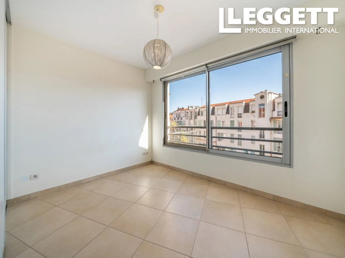 Image No.9-3 Bed Apartment for sale