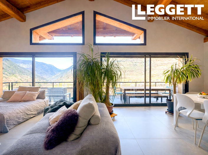 Image No.4-6 Bed House for sale