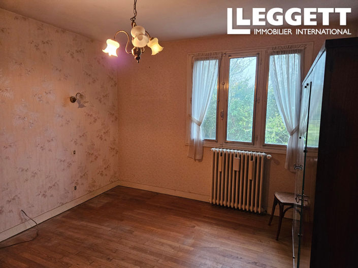 Image No.5-2 Bed House for sale