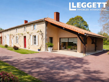 1 - Montalembert, House