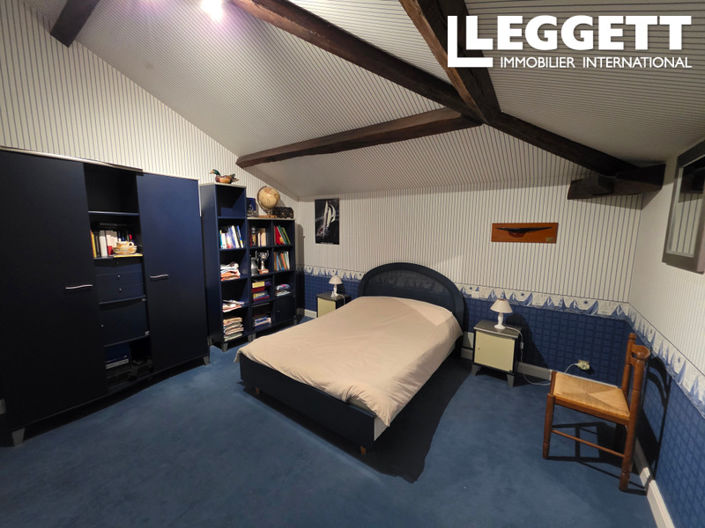 Image No.9-4 Bed House for sale