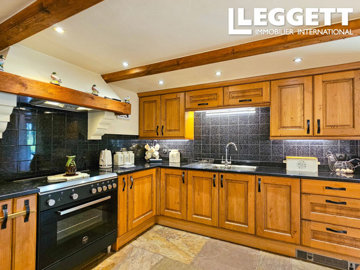 ahr0chm6ly9jzg4uagvzdglhlmltbw8vaw1hz2uvvevom