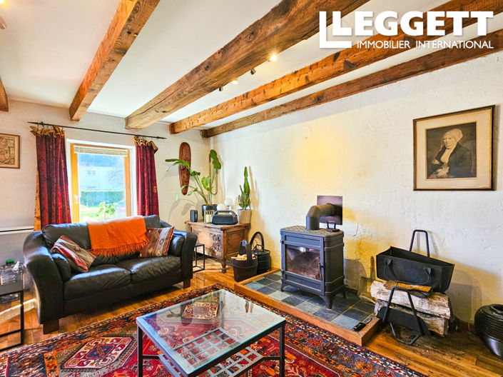 Image No.2-4 Bed House for sale