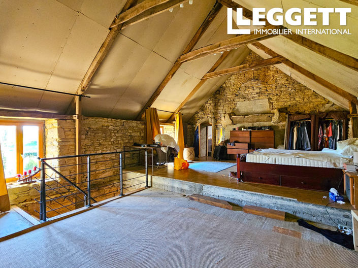 Image No.9-4 Bed House for sale