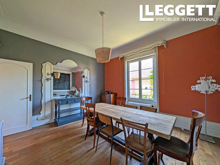 Image No.5-7 Bed House for sale