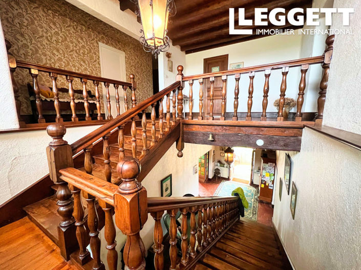 Image No.8-4 Bed House for sale