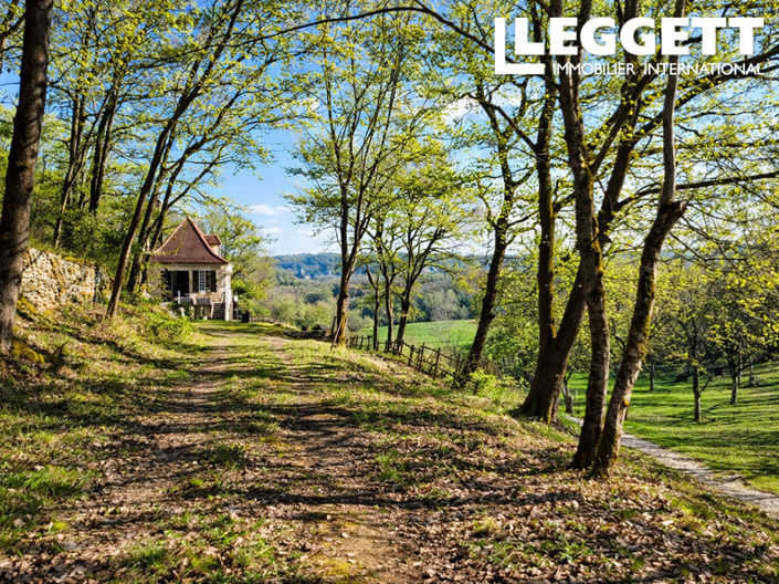 Image No.2-5 Bed House for sale