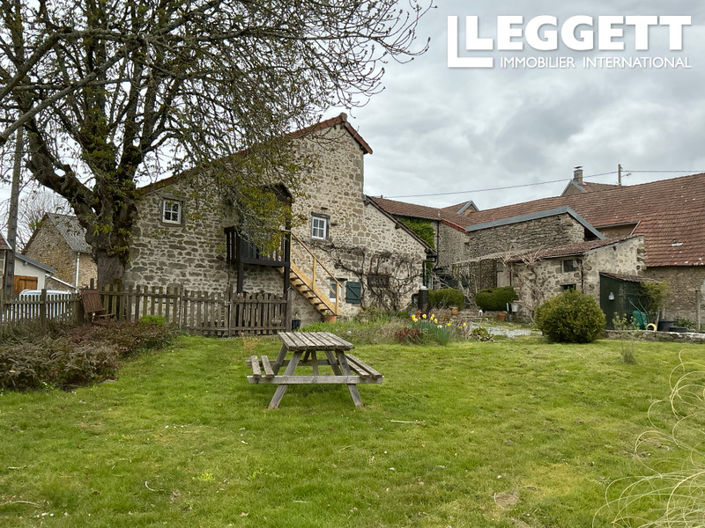 Image No.2-4 Bed House for sale