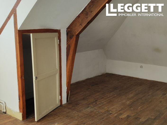 Image No.8-3 Bed House for sale