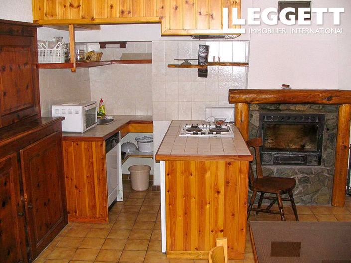 Image No.10-7 Bed House for sale