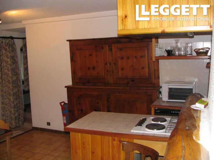 Image No.5-7 Bed House for sale