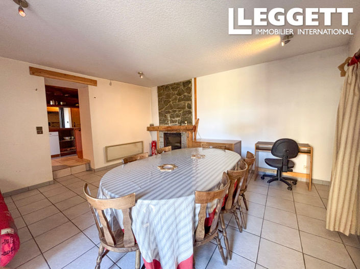 Image No.5-7 Bed House for sale