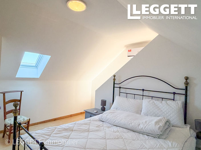 Image No.10-7 Bed House for sale