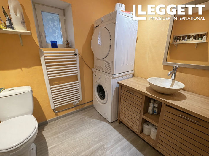 Image No.4-2 Bed House for sale