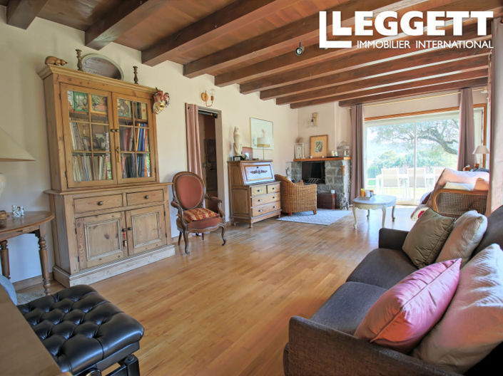 Image No.4-7 Bed House for sale