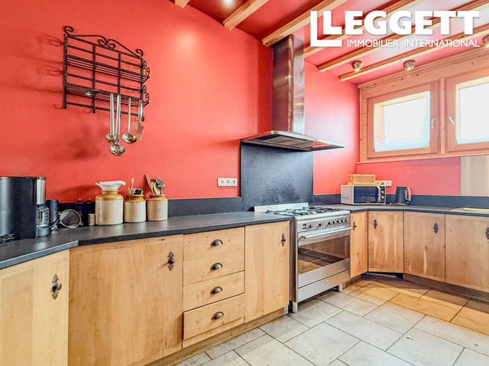 Image No.4-7 Bed House for sale