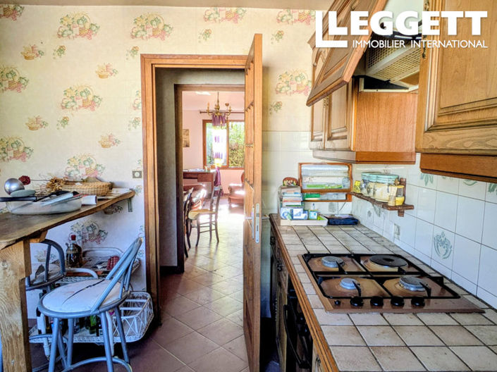 Image No.8-3 Bed House for sale