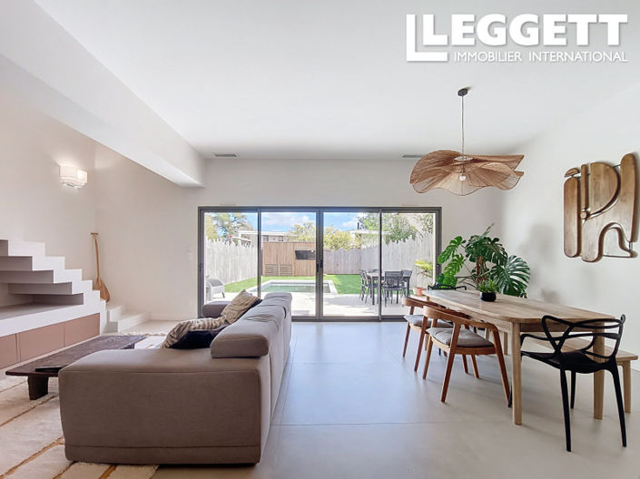 Image No.5-4 Bed House for sale