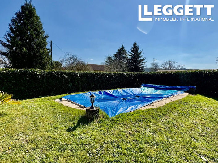 Image No.10-3 Bed House for sale