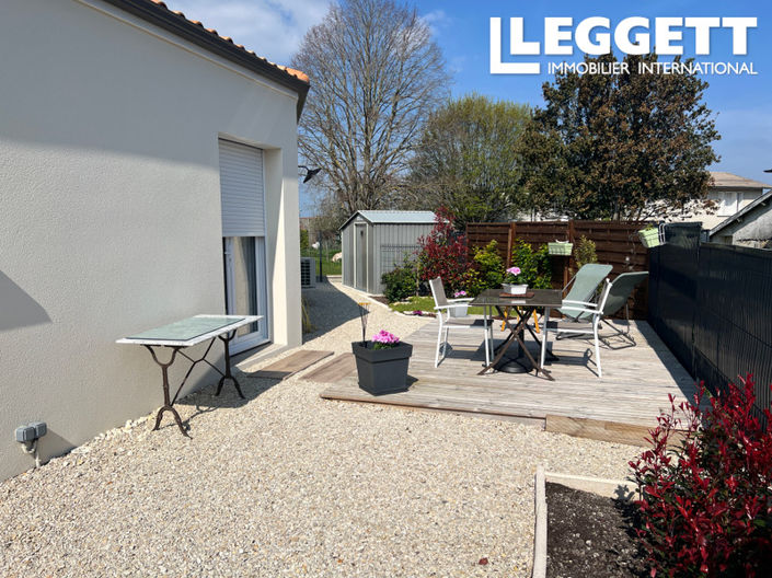 Image No.5-2 Bed House for sale