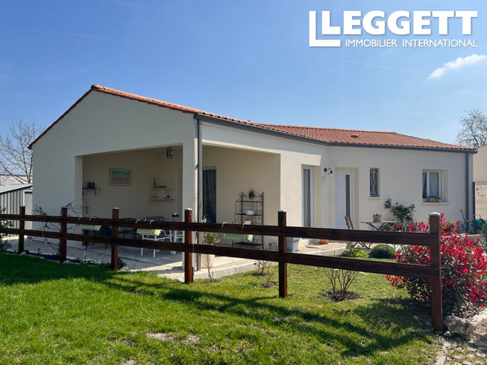 Image No.8-2 Bed House for sale