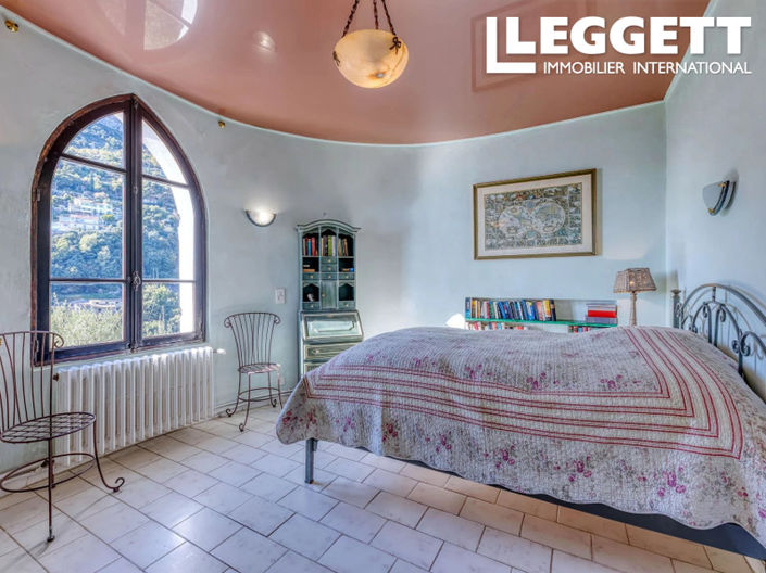 Image No.7-3 Bed House for sale