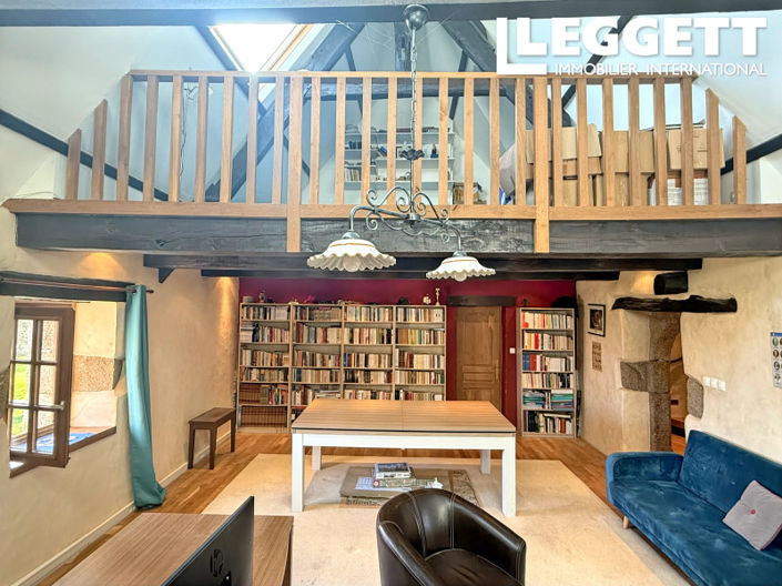 Image No.5-6 Bed House for sale