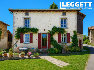 1 - Saint-Bazile, House