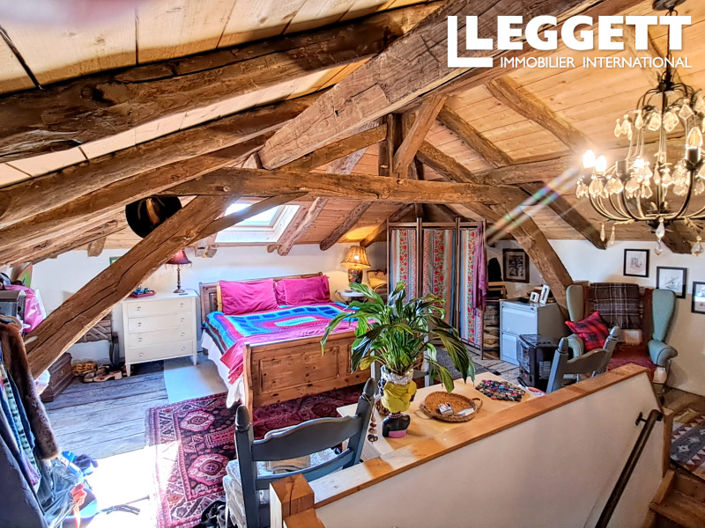 Image No.8-2 Bed House for sale