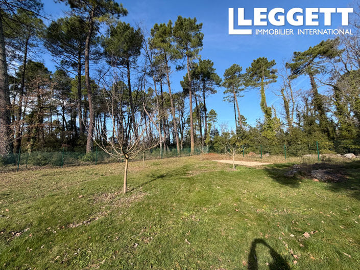 Image No.10-4 Bed House for sale