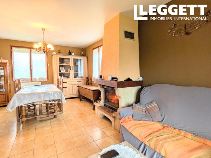 Image No.3-2 Bed House for sale