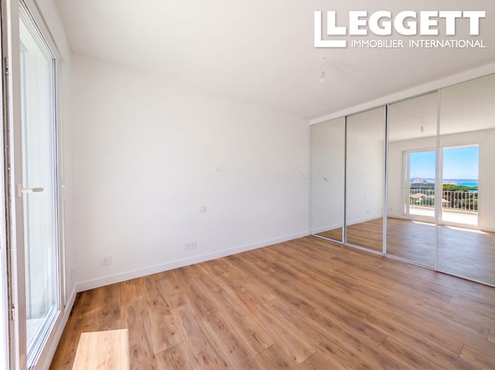 Image No.4-3 Bed Apartment for sale