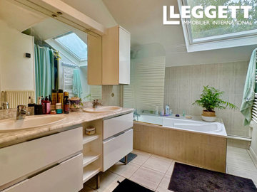 ahr0chm6ly9jzg4uagvzdglhlmltbw8vaw1hz2uvvevom